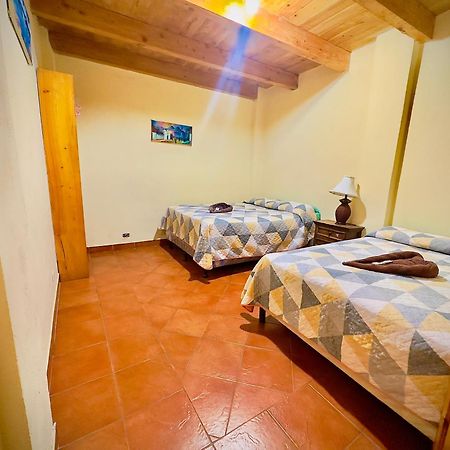 Hostal Dulces Suenos Panajachel Exterior foto