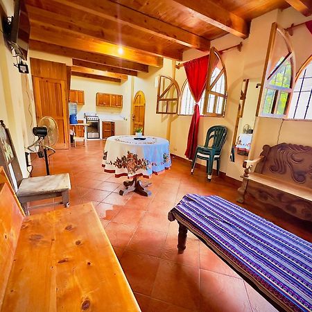 Hostal Dulces Suenos Panajachel Exterior foto
