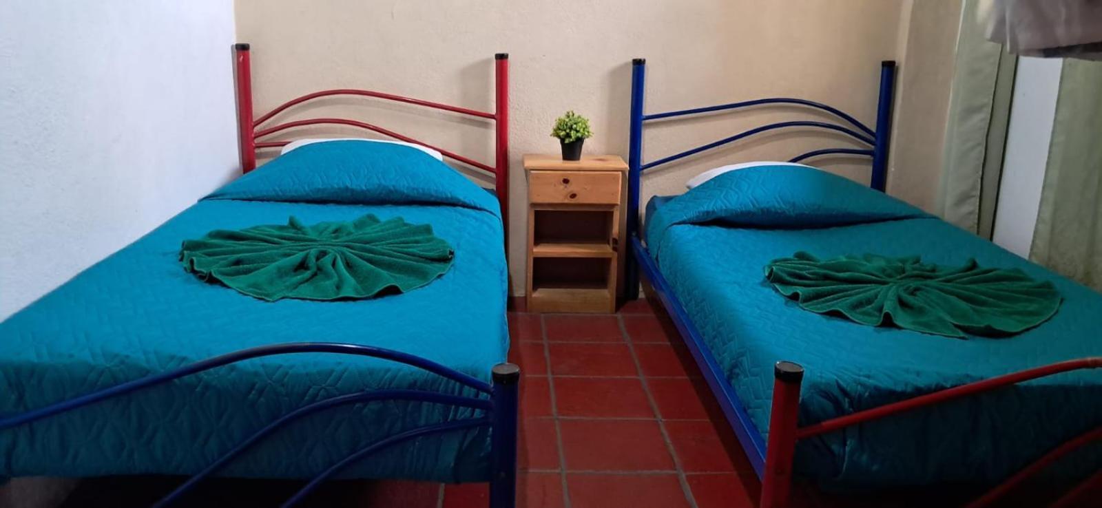 Hostal Dulces Suenos Panajachel Exterior foto