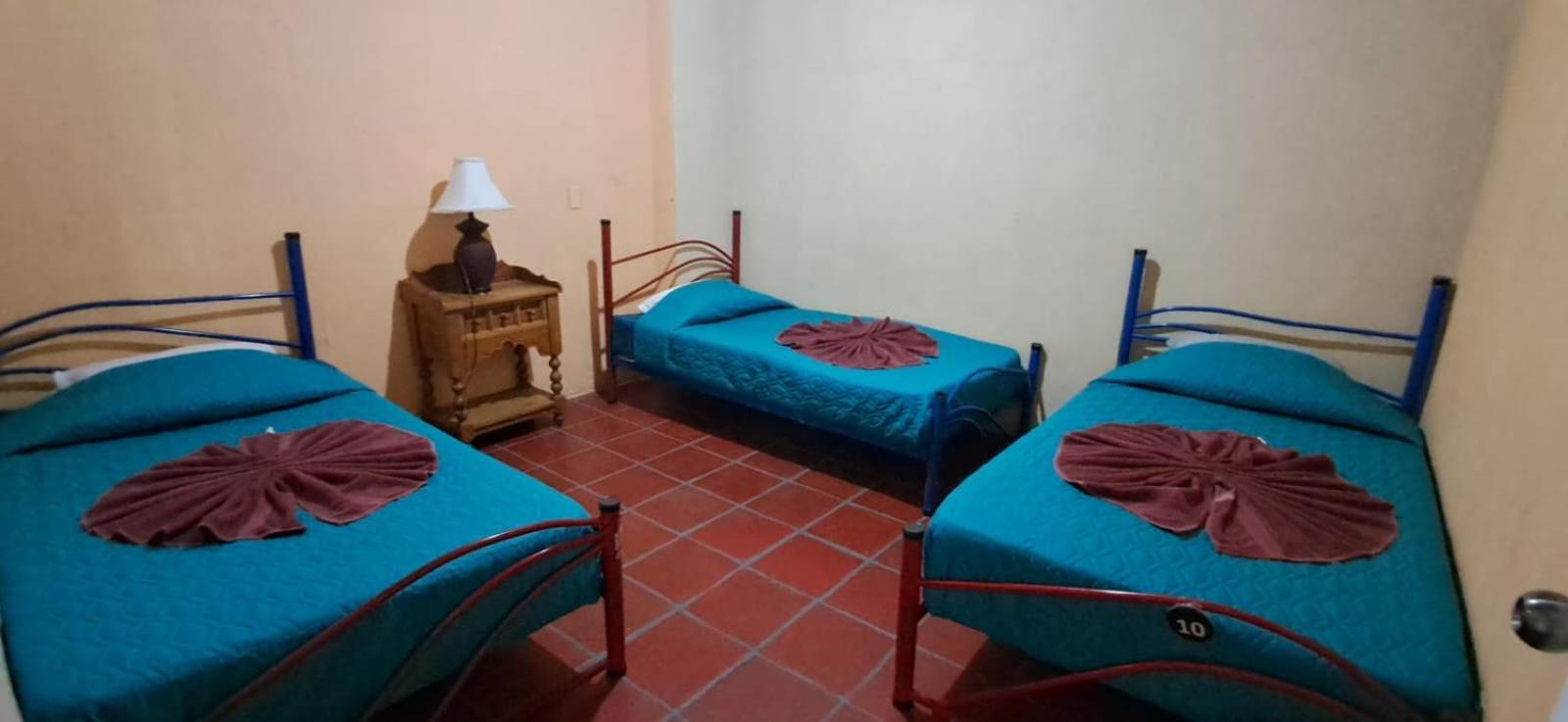 Hostal Dulces Suenos Panajachel Exterior foto