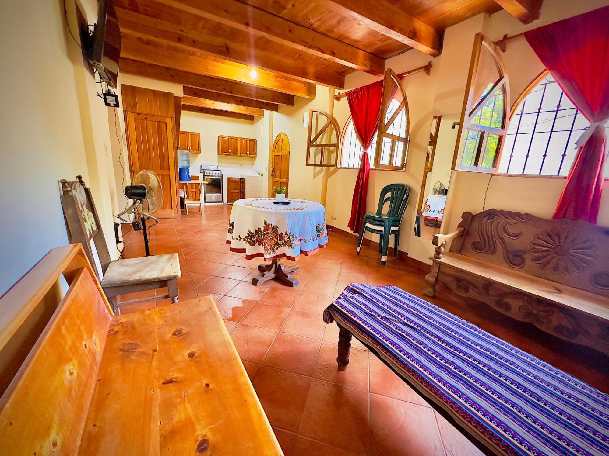 Hostal Dulces Suenos Panajachel Exterior foto
